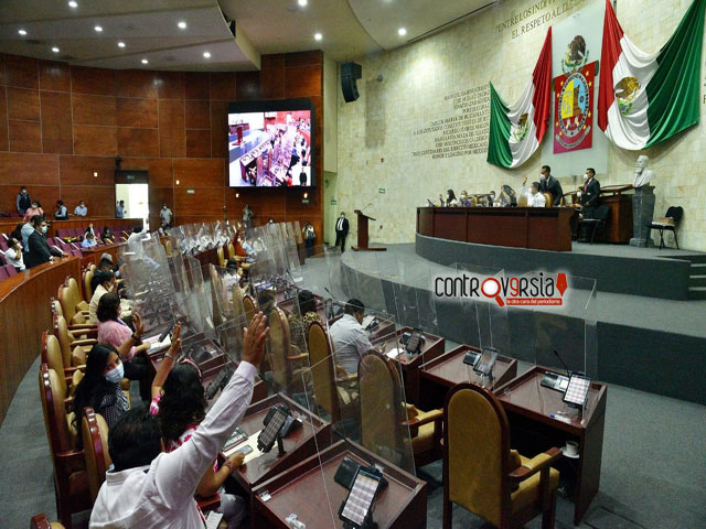 Analiza Legislatura brindar atención a jefas madres de familia